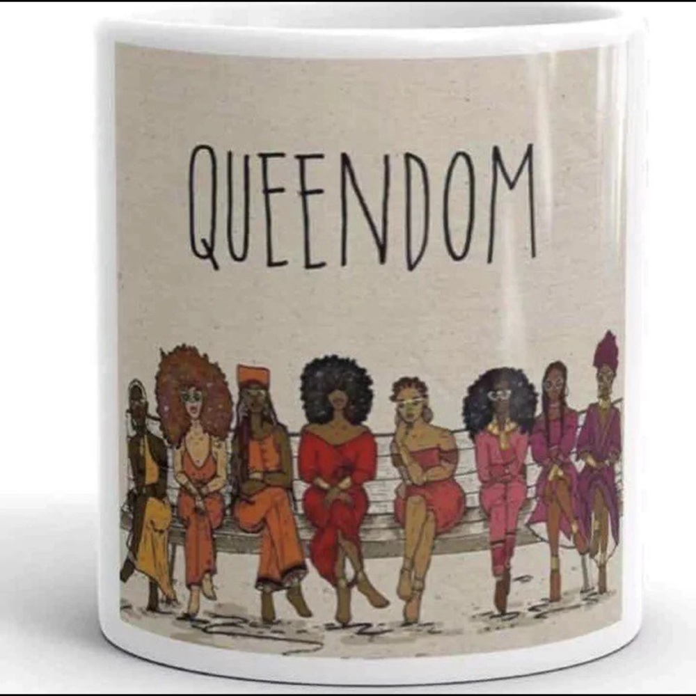 💫QUEENDOM  11 OZ COFFEE / TEA MUG 💫 *NEW*